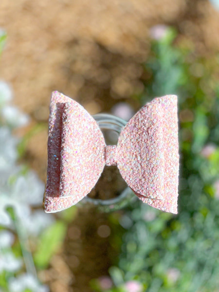 Peachy Pink Solid Bow